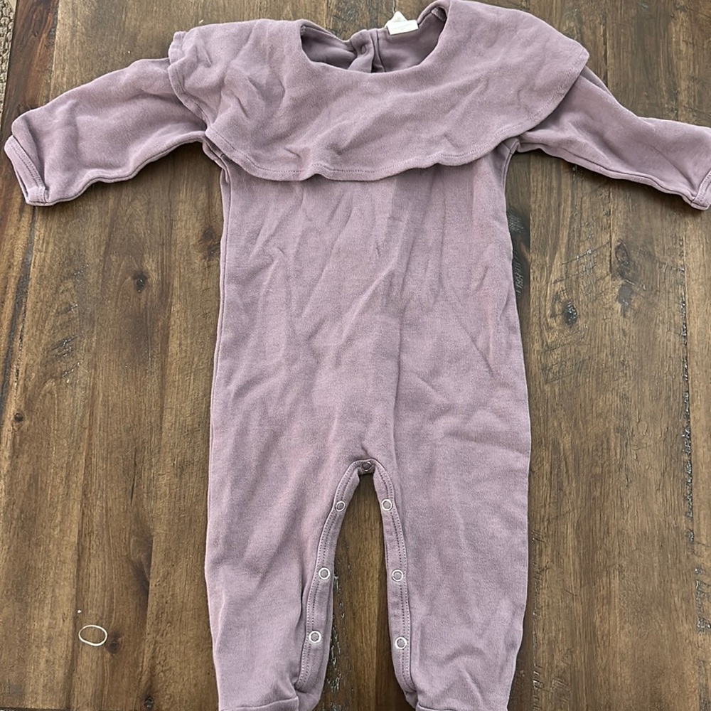 Kate Quinn Onsie